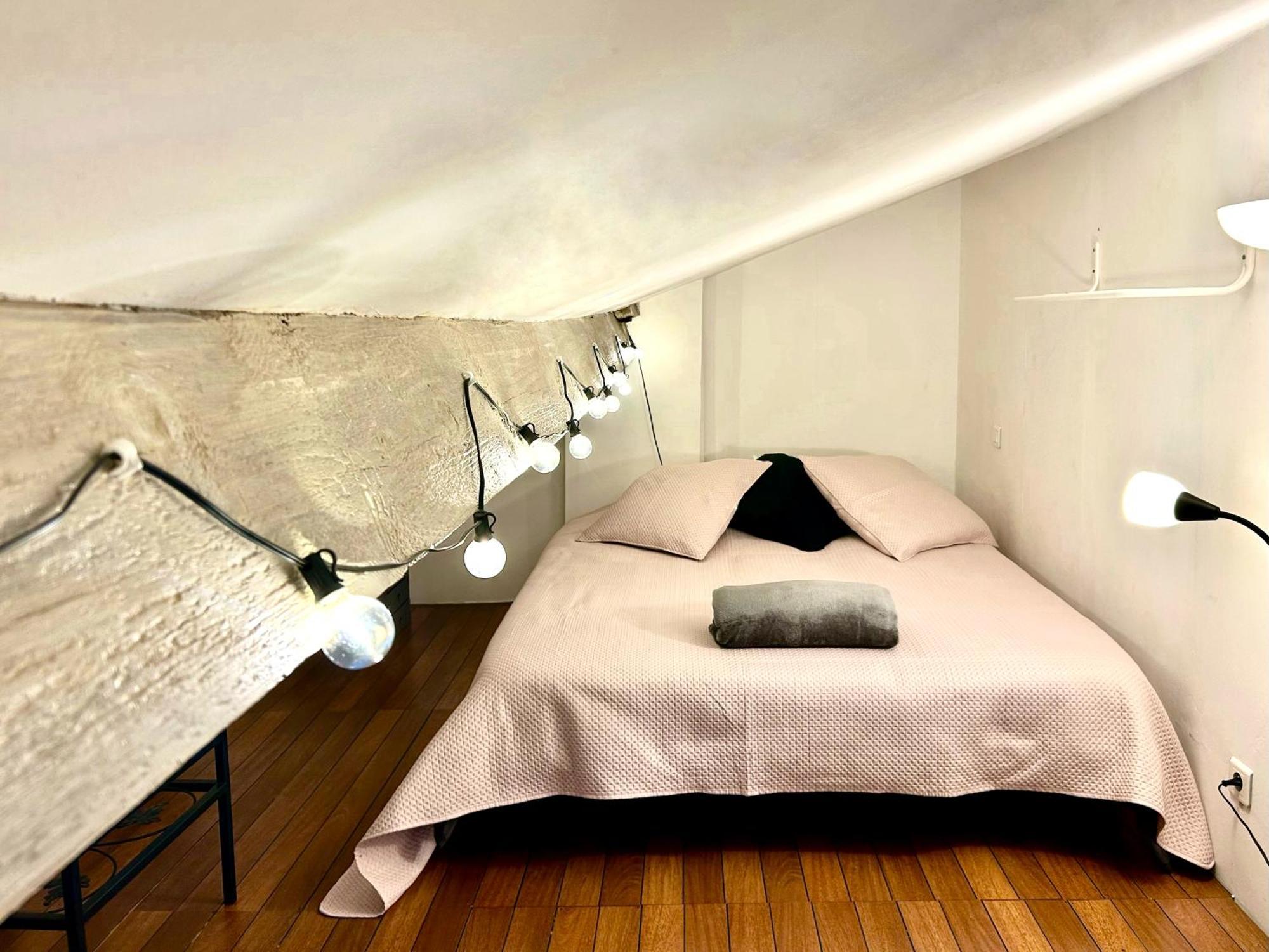 Lovely & Cozy Duplex Heart Of Nice With Bathtub! Buitenkant foto